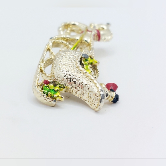 Vintage Gerry's One Horse Open Sleigh Ride Christmas Enamel Brooch Pin Gold Tone - Picture 7 of 7